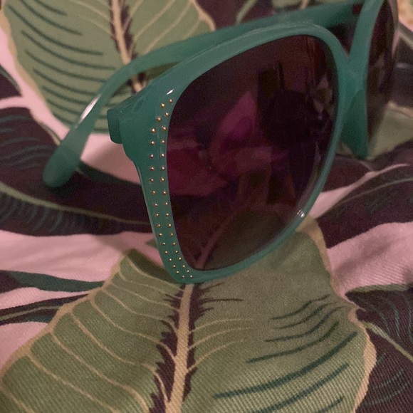 Retro oversized sunglasses green - Picture 3 of 3